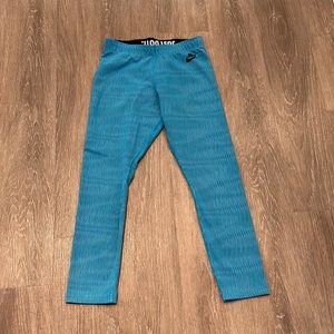 Nike Workout Crops Capri Just Do It Leggings